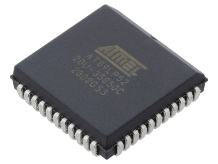 Microcontroler 8051 UART PLCC32 2,4-5,5V