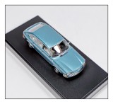 Macheta Volkswagen 411 1:43 Minichamps