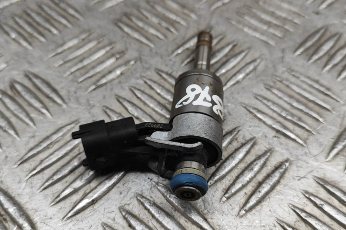 Injector de combustibil MASERATI GHIBLI M157 2015 OEM: 289922,0261500182 29995333