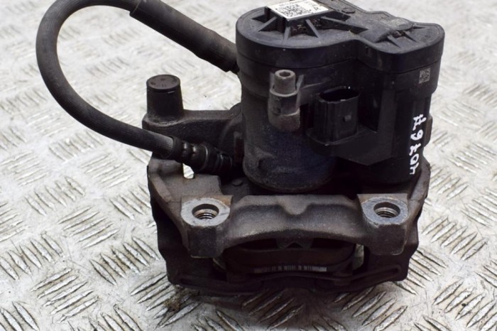 Etrier de fr&acirc;nă dreapta spate SKODA OCTAVIA IV NX3, NN3 2022 OEM: 5R3615406A,5WA615424 20806290