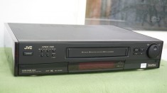 Video recorder VHS JVC model HR-J815 Stereo Hi-Fi foto