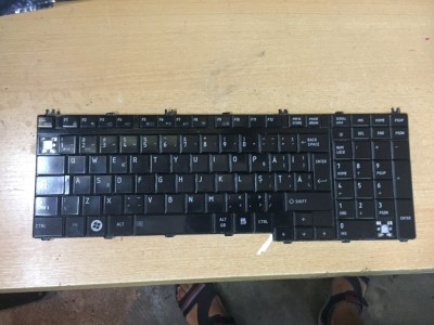 Tastatura Toshiba Qosmio F60 A144 foto