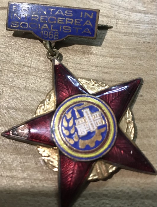 Insigna Fruntas in intrecerea 1968