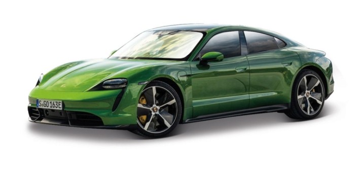 MAISTO MASINUTA CU SUNETE SI LUMINI PORSCHE TAYCAN TURBO S SCARA 1 LA 24