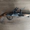 Replică pistol de epocă cu flintă / panoplie