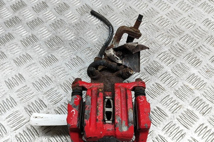 Etrier de fr&acirc;nă dreapta spate HONDA S2000 AP 2002 OEM: 43018-S2A-013 29038387