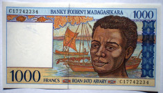 50. MADAGASCAR 1000 FRANCS FRANCI ND 1994 SR. 234 XF/AUNC foto