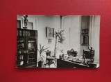 CARTE POSTALA - RPR - INTERIOR DIN CASA MEMORIALA EMIL ISAC