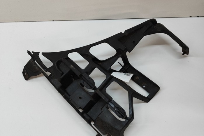 Suport bara de protecție dreapta spate BMW 3 Compact E46 2001 OEM: 8252820 30031623