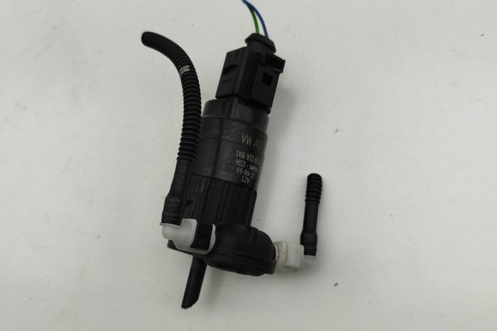 Motor rezervor lichid de parbriz VW T-CROSS C11 2024 OEM: 1K6955651 31405577
