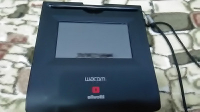 LCD SIGNATURE TABLET WACOM STU-520 FUNCTIONALA.CITITI DESCRIEREA CU ATENTIE! foto