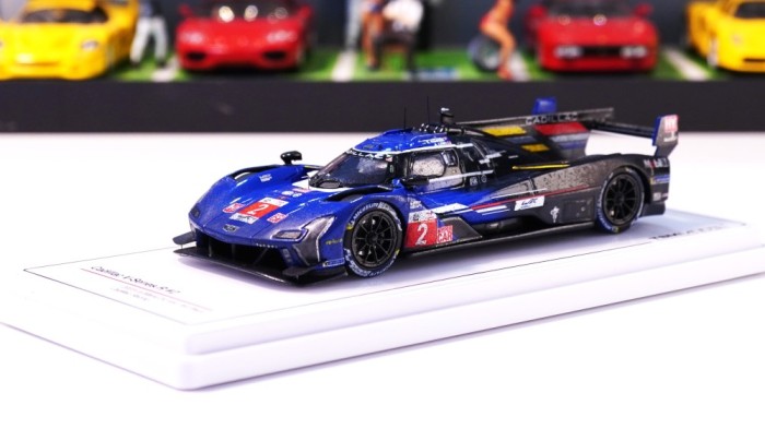 Cadillac V-Series.R "Nr.2 3rd place Le Mans" - True Scale Miniatures 1/43