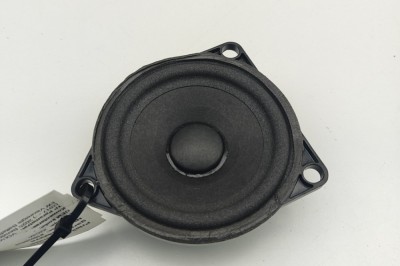 Difuzor ușă dreapta față VOLVO XC40 536 2025 OEM: 31456830 30942276 foto
