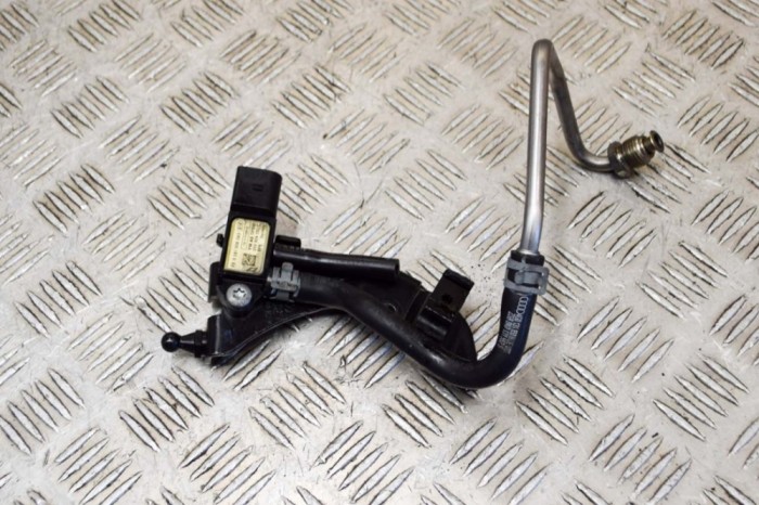 Senzor de presiune DPF AUDI A4 8K2, B8 2013 OEM: 0281006083,059906051C 14629532