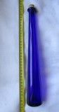 Cumpara ieftin Sticlă veche conică foarte &icirc;naltă,albastru cobalt.Stare impecabila.Retro italian