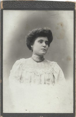 A3464N Portret de femeie, studio Julietta, Bucuresci foto