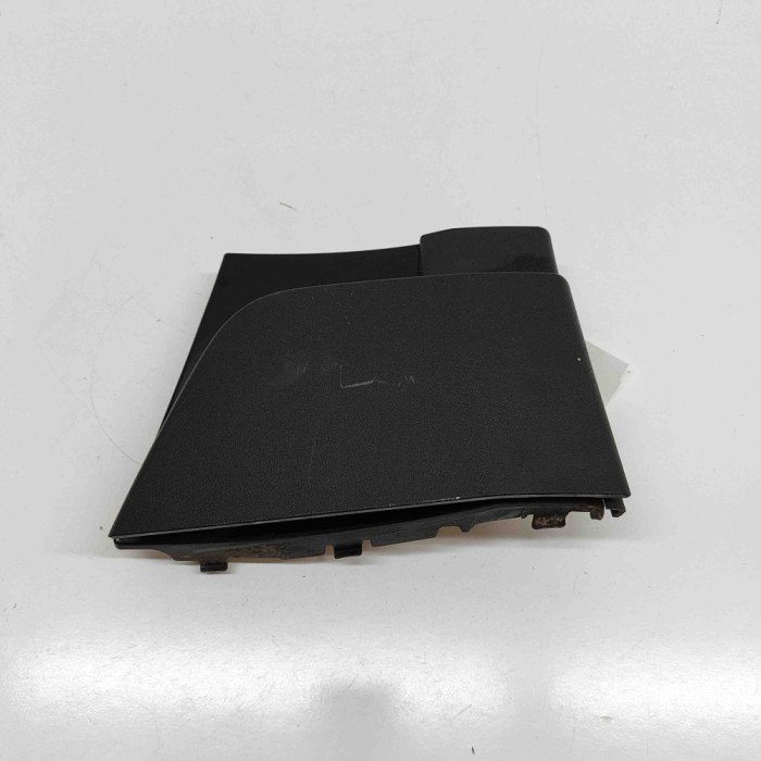 Bandou aripa dreapta față PORSCHE Taycan 2022 OEM: 9J0854522,9J0854522A 31861892