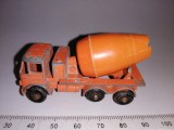 Bnk jc Matchbox 26b Foden Cement Mixer