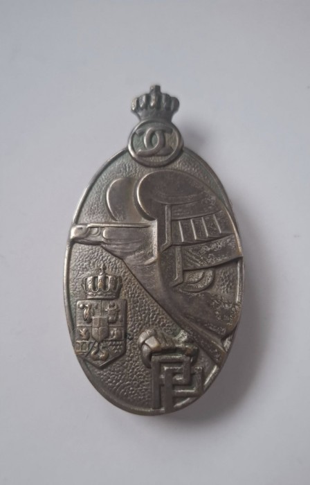 Insigna Pregătire Premilitara cls II argintata, stare impecabila, acul original