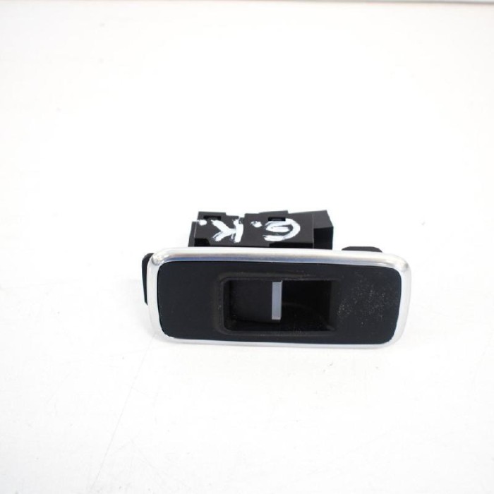 Buton geam ușă st&acirc;nga spate JAGUAR F-PACE X761 2017 OEM: DR7TA | 3266177