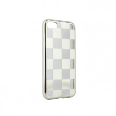 Husa APPLE iPhone 5\5S\SE - Electroplate Chess (Argintiu)