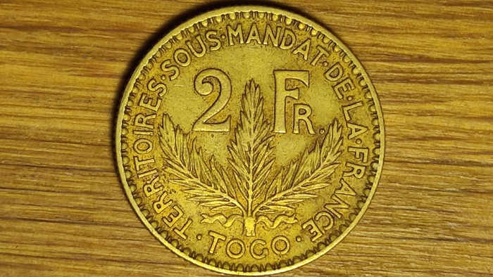 Togo mandat francez -raritate coloniala- 2 franci francs 1925 - f greu de gasit!