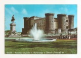 FA156 - Carte Postala - ITALIA - Napoli. Maschio Angiono e Monumento a Vittorio, circulata 1970