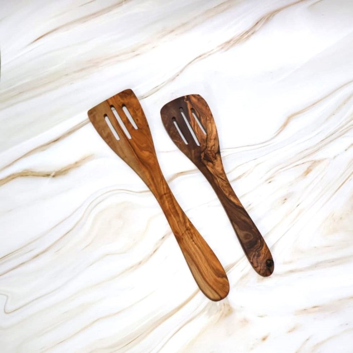 Set spatulă cu model din lemn de măslin 30 | 35 cm