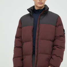 Jack Wolfskin geaca de puf barbati, culoarea bordo, de iarna