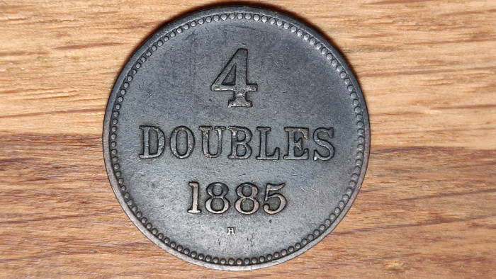 Guernsey - moneda de colectie exotica bronz - 4 doubles 1885 H - rara, 104k ex!