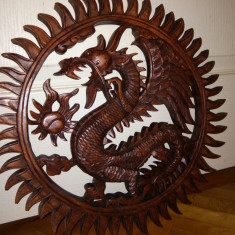 Superba aplica de perete dragon din lemn sculptat