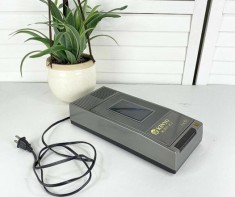 Derulator Casete Video Kinyo Super Slim VHS Video Cassette Rewinder M-63V foto