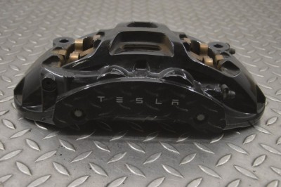 Etrier de fr&amp;acirc;nă dreapta față TESLA MODEL S 2022 OEM: 1420622-00-B 22277267 foto