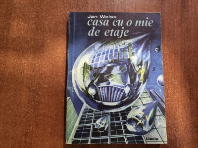 Casa cu o mie de etaje de Jan Weiss foto