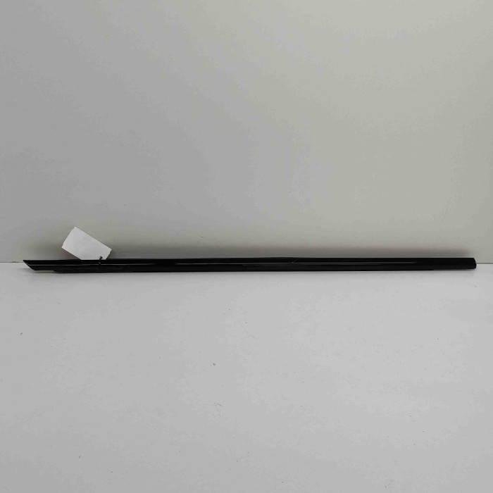 Chedar geam ușă dreapta față BMW 3 G20, G28 2023 OEM: 7465150