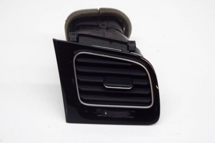 Gura de ventilație planșa de bord VW GOLF VII 5G1, BQ1, BE1, BE2 2019 OEM: 5G2819710B,5G2819704H,5G2819248B 13787792