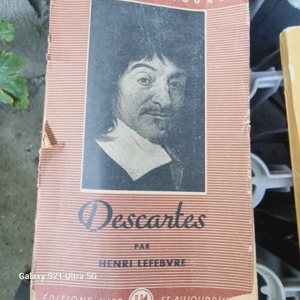 DESCARTES - HENRI LEFEBVRE (CARTE IN LIMBA FRANCEZA)