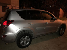 TOYOTA RAV 4 foto