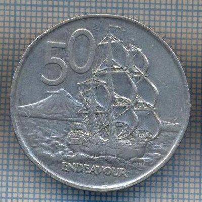 AX 969 MONEDA- NOUA ZEELANDA - 50 CENTS -ANUL 1977 -STAREA CARE SE VEDE foto