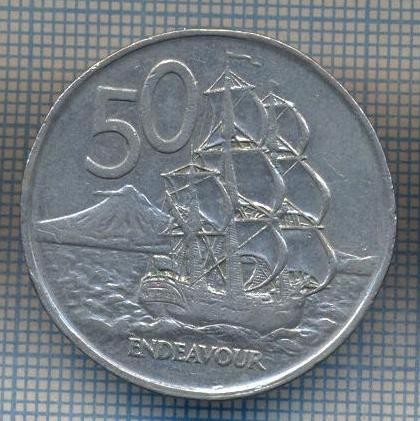 AX 969 MONEDA- NOUA ZEELANDA - 50 CENTS -ANUL 1977 -STAREA CARE SE VEDE