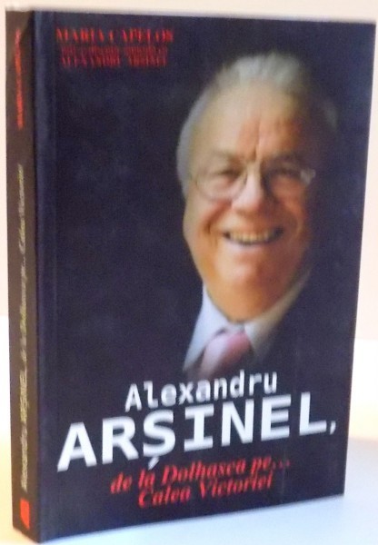 MARIA CAPELOS INTR-O DISCUTIE AMICALA CU ALEXANDRU ARSINEL , DE LA DOLHASCA PE...CALEA VICTORIEI , 2013