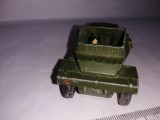 bnk jc Dinky 673 Scout Car (with driver)