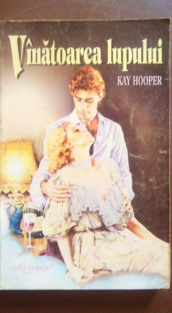 Vanatoarea lupului Kay Hooper