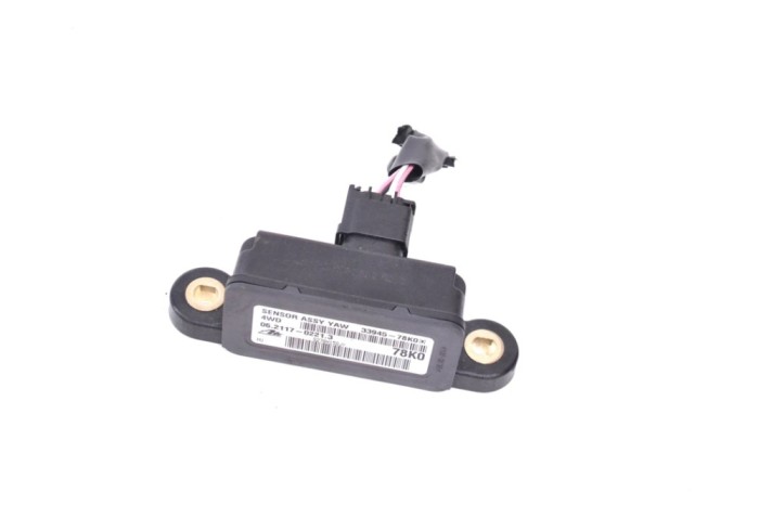 Senzor de accelerație SUZUKI GRAND VITARA II JT, TE, TD 2009 OEM: 33945-78K00 12051626