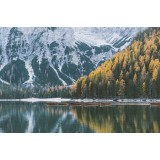Tablou Canvas, "Reflecții de toamnă &icirc;n munți", Lac, Munte, Pădure, Reflecție, Peisaj, Toamnă, Barci, Natură, 39 x 26 cm, CMCLASS