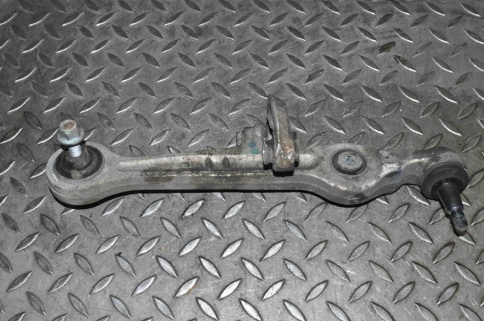 Braț inferior st&acirc;nga față AUDI A4 Avant 8ED, B7 2008