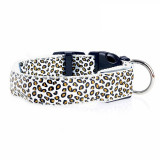Zgarda LED pentru caini si pisici, model leopard, 58 cm, marimea L, alb