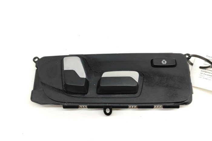 Buton de control scaun dreapta BMW i4 G26 2022 OEM: 9390118 | 23675527
