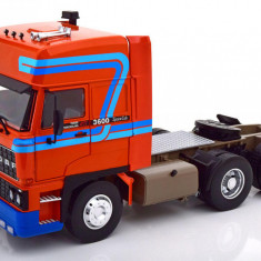 Macheta camion DAF 3600 Space Cab 1986 orange LE 350 pcs, 1:18 Road Kings