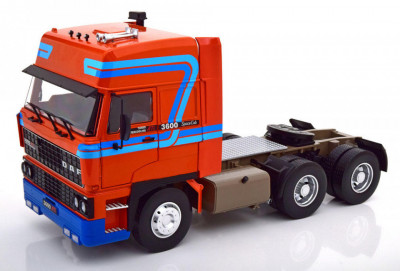 Macheta camion DAF 3600 Space Cab 1986 orange LE 350 pcs, 1:18 Road Kings foto